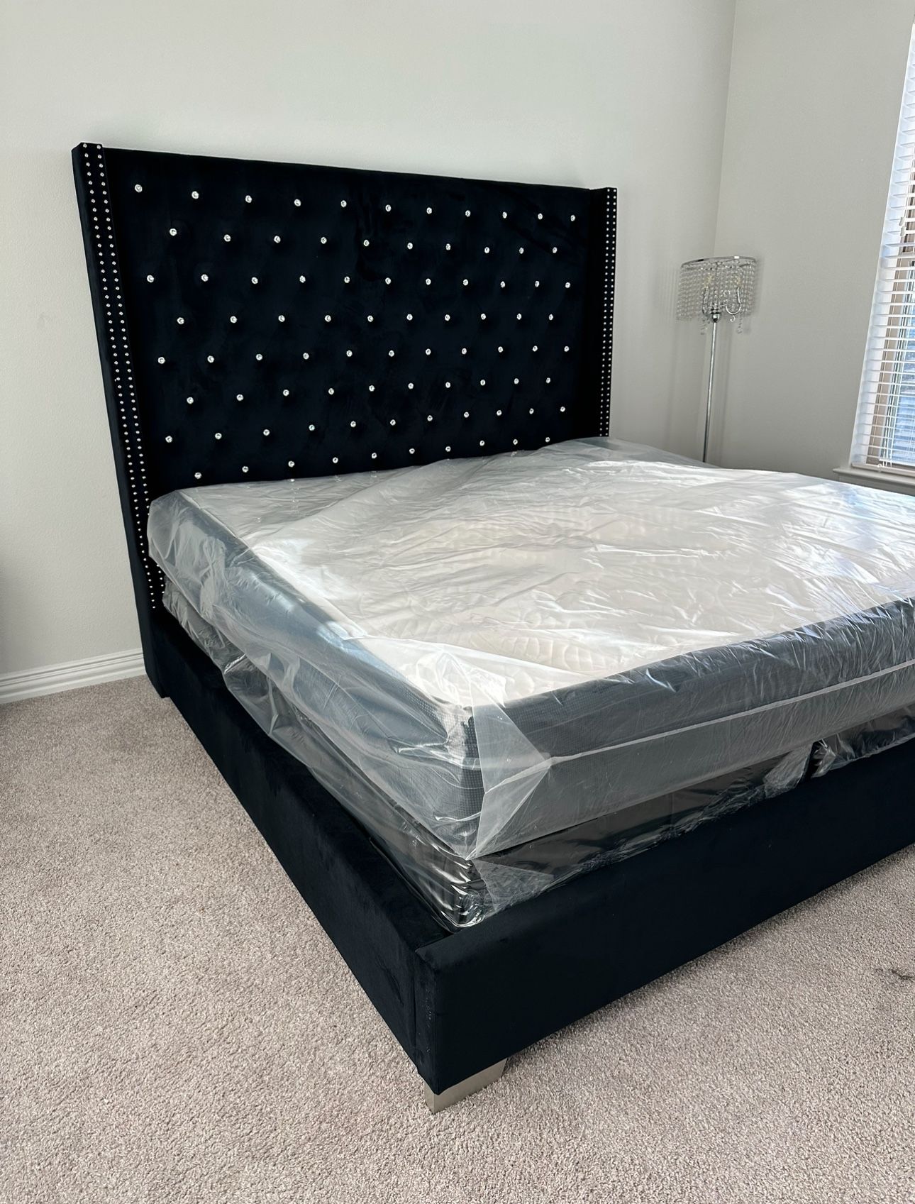 NEW QUEEN AND KING 6ft TALL BED WITH PROMOTIONAL MATTRESS AND BOXSPRING INCLUDING FREE DELIVERY