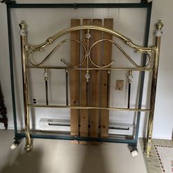 Full Size Brass Bed