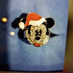 New Disney Mickey Mouse Adjustable Ring  Size Medium/large. Adjust From 6.5