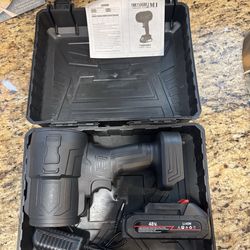 M1 48V "Violent Fan" portable electric blower used for cleaning debris, car drying