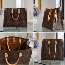 Large Luxury Tote Bag – Perfect Condition 