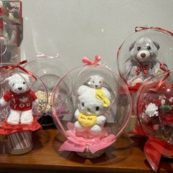 Globo Con Peluche O Flores Artificiales