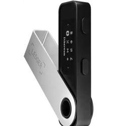 Ledger - Nano S Crypto Hardware Wallet - Matte Black