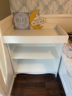 baby changing table baby changing table