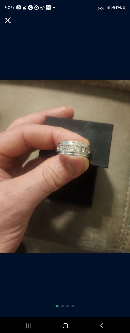10k White Gold 1Ct Diamond Ring