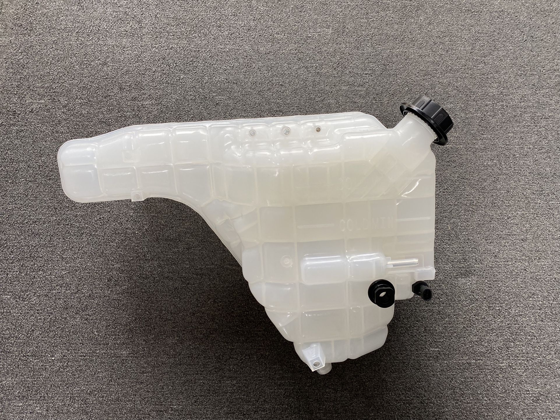 International LT 2018+ Coolant Tank