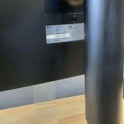 Lg 35in  curved monitor