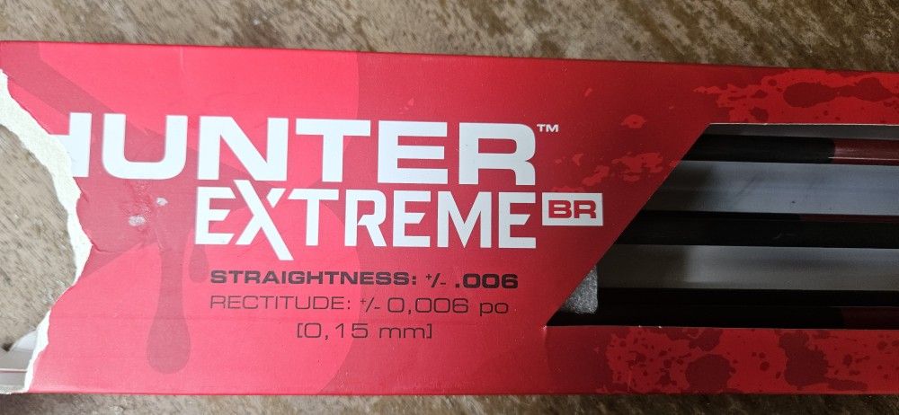 NIB, Barnett BLD13350BR Bloodsport Hunter Extreme Carbon Arrows 31" Blood Ring 6ct