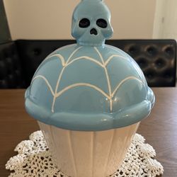 Sourpuss Skull Cupcake Cookie Jar