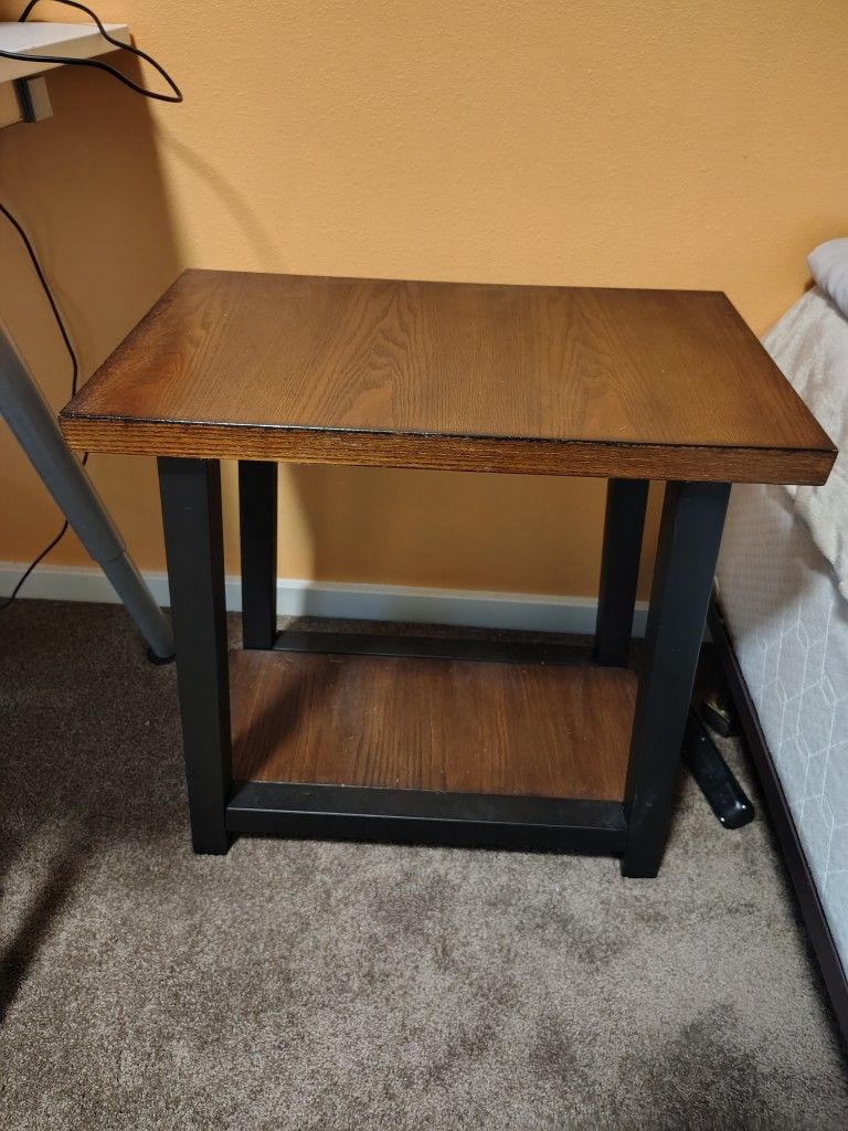 End table