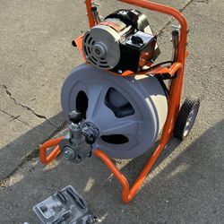 VEVOR - Drain Cleaner Machine 100FT x 3/8 Inch, Auto Feed Sewer Snake Drain Auger on Wheels,Switch for 2" to 4" Pipes - Black