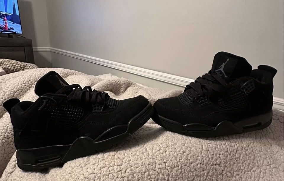 Air Jordan ‘Black Cat’ Retro 4 
