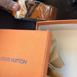Louis Vuttion Belt 