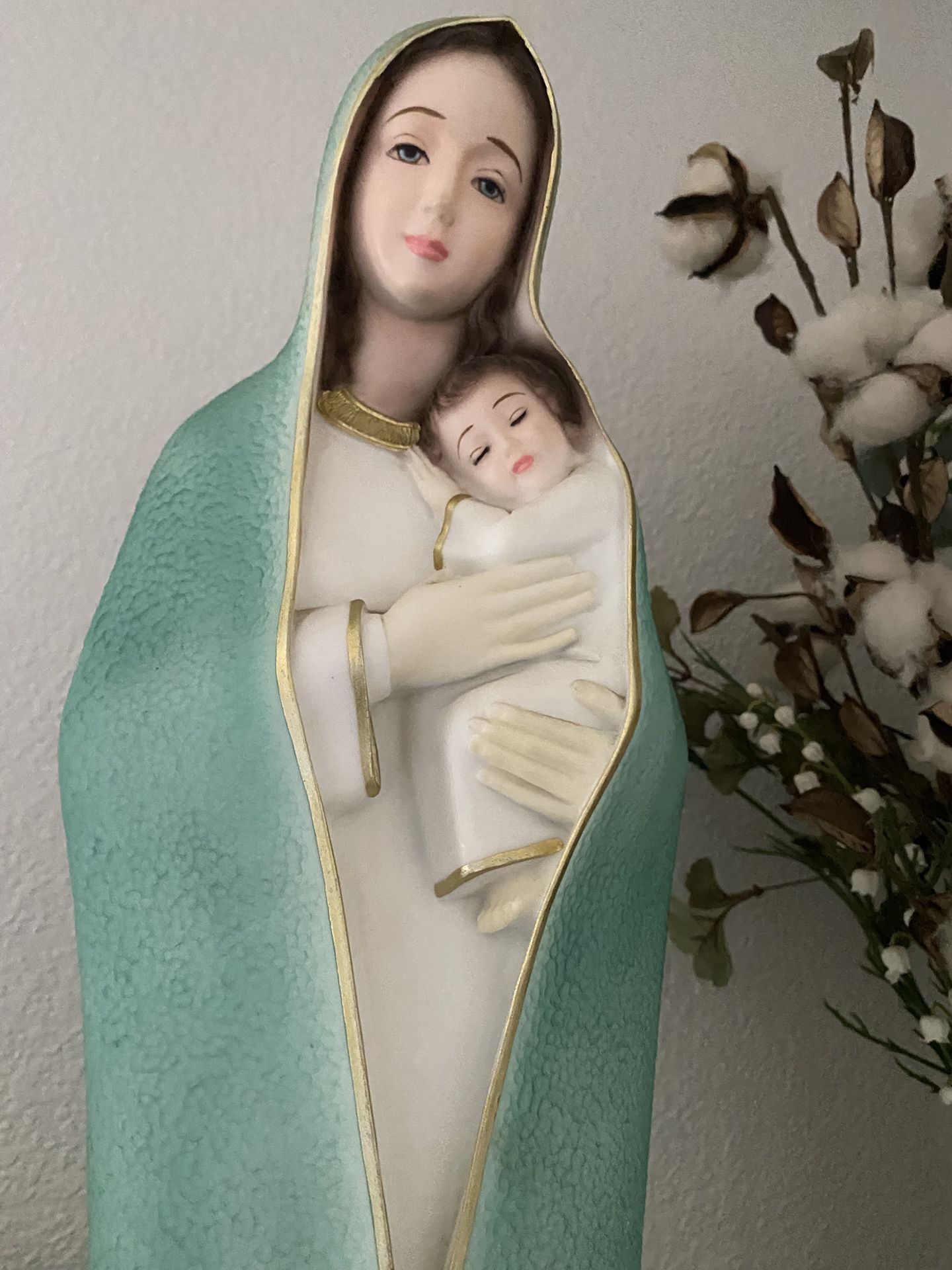 Virgin Mary Statue Little More Than 2 Feet
