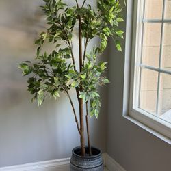 Decorative artificial  in a pot 🌿   