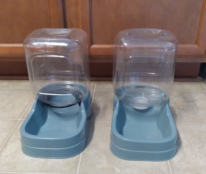 Dog Feeder Bowls