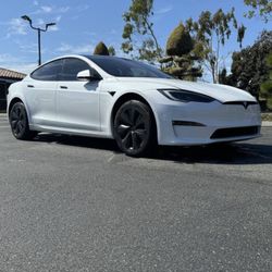 2022 Tesla Model S For Rent
