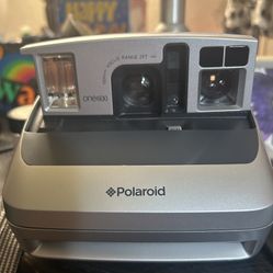 Polaroid ONE600