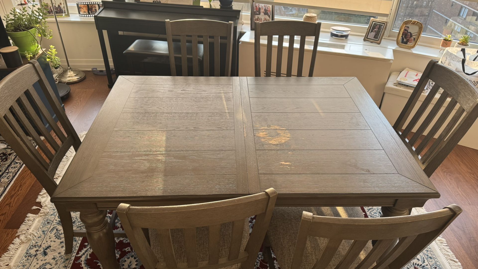 Extendable Wooden Dining Table with 6 Chairs