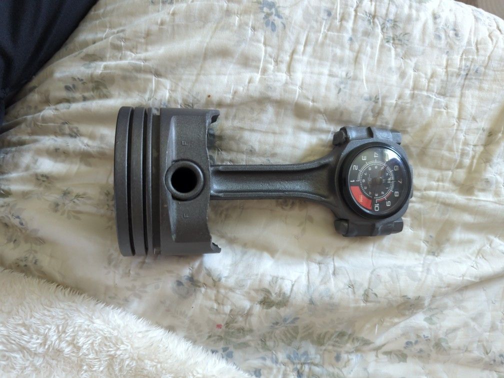 Piston Clock