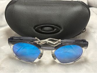 Oakley HSTN sunglasses