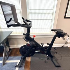 Peloton Bike + Plus - Excellent Condition - Seattle, WA