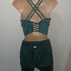 WOMEN'S WORKOUT