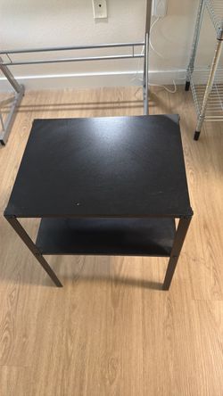 Black 2-Tier Side Table / Nightstand