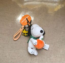 Starbucks Peanuts Snoopy Plush Keychain
