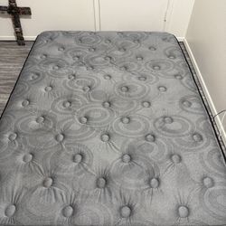 Hybrid Queen Mattress 