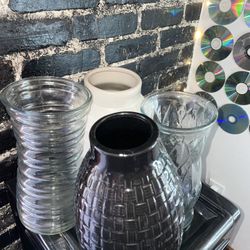 4 Vases For $15