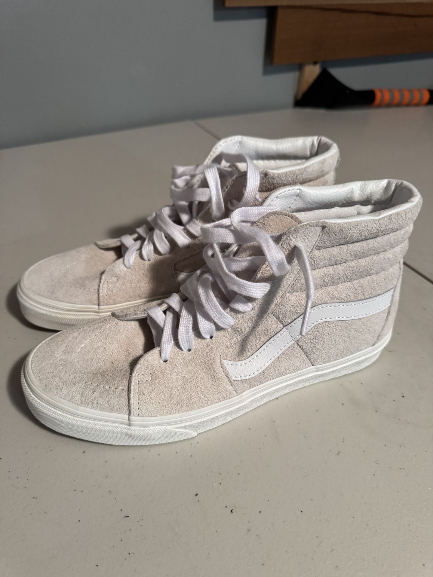 Vans Men’s Hi Top Shoes Size 9