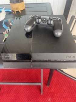 PS4 Slim With 1 Wireless Controller
