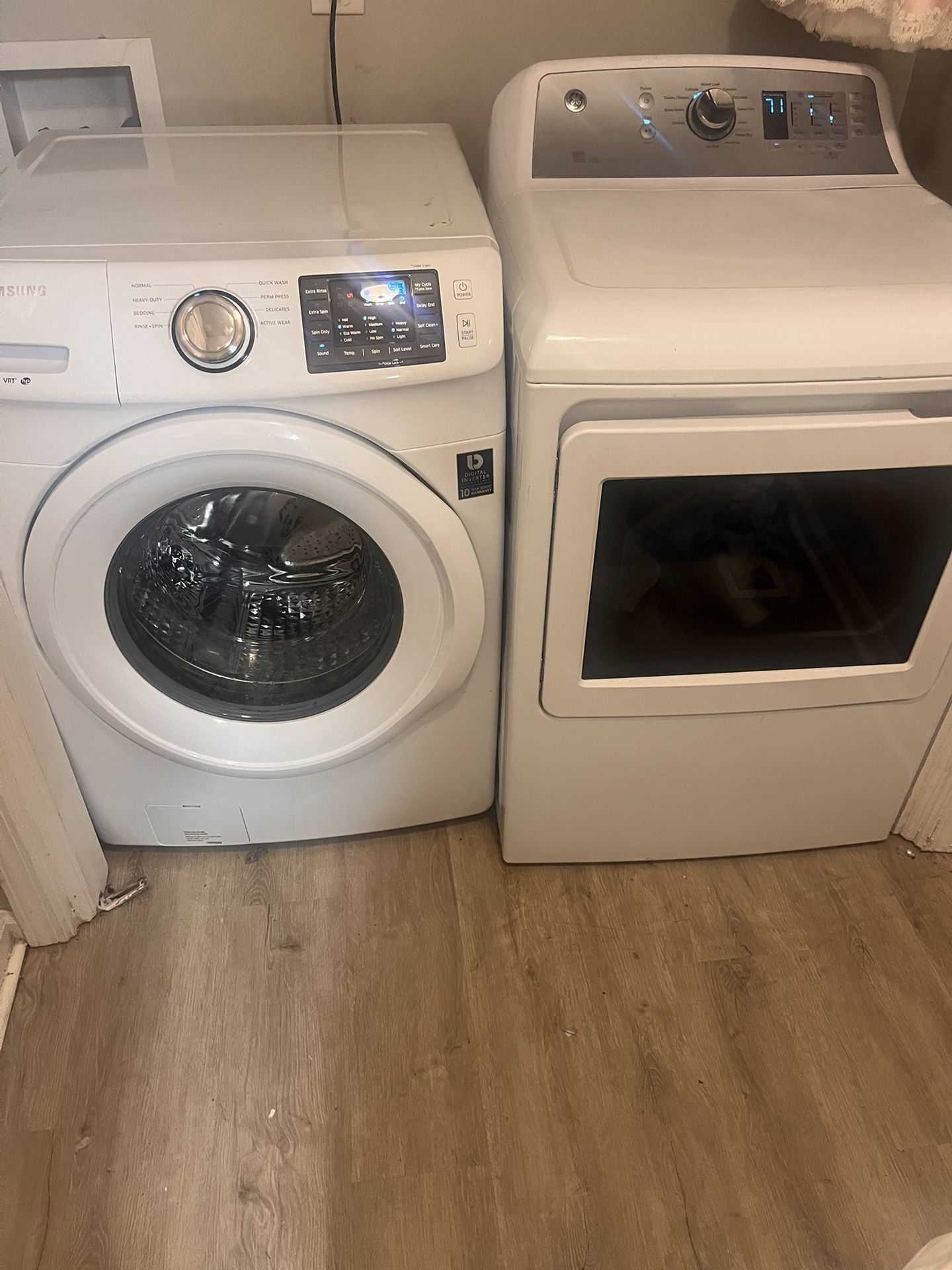 Washer Dryer Set