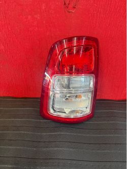 2019 - 2024 Ram 2500 & 3500 Tail Light Left OEM