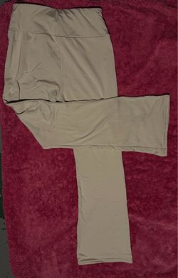 Women's High-Waisted Tan / Beige Flare Yoga Leggings / Pants