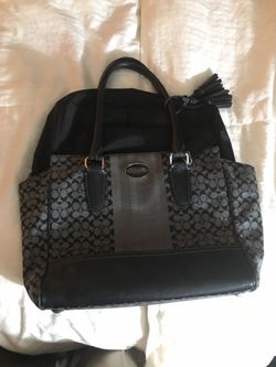 Coach Monogram hand pocketbook