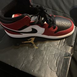 Boys Jordan 1