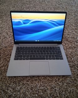 Acer Chromebook OS, in good condition ready for it's new owner