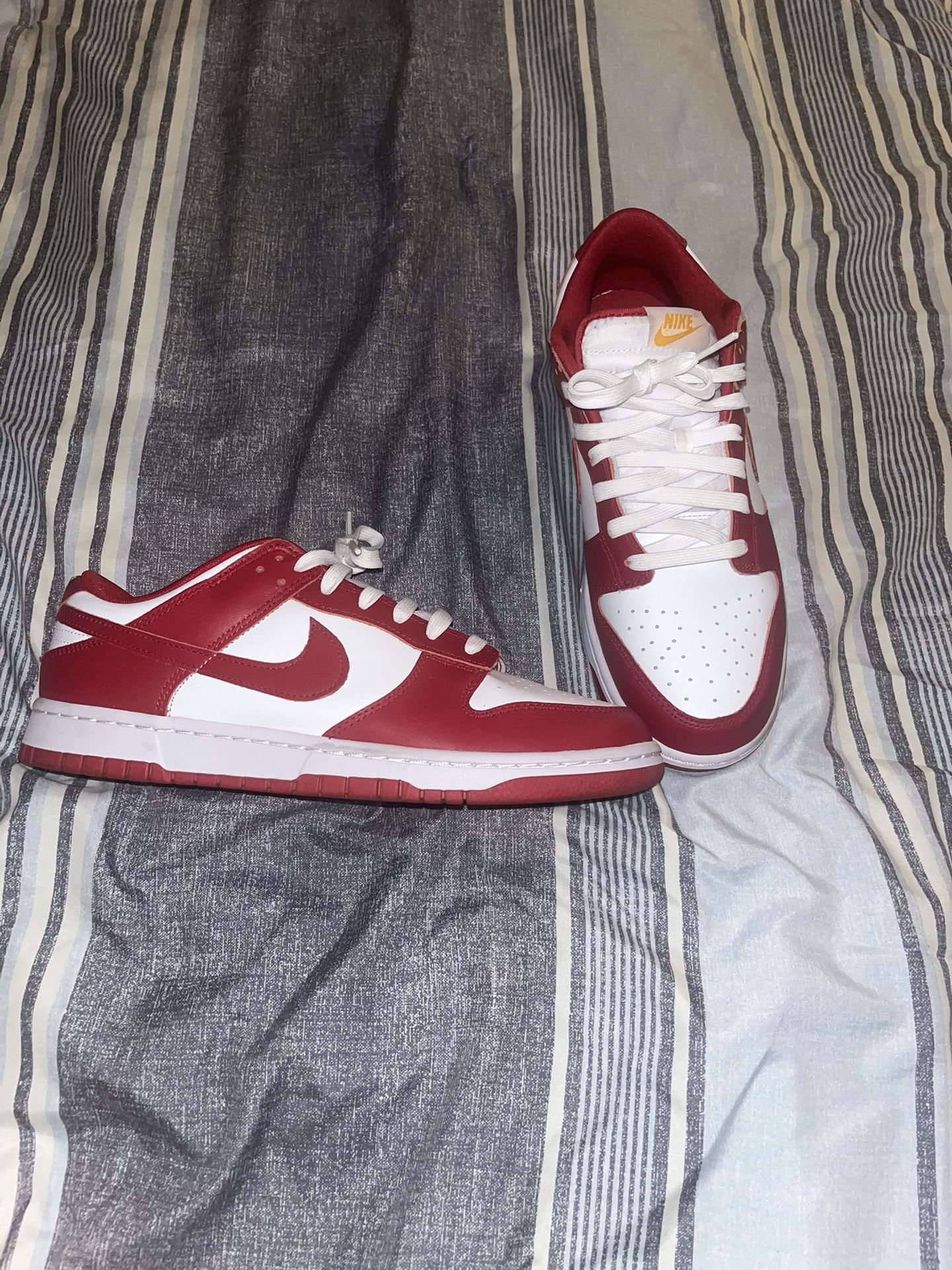 Dunk Low “Gym Red”