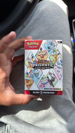 Prismatic evolutions booster bundle