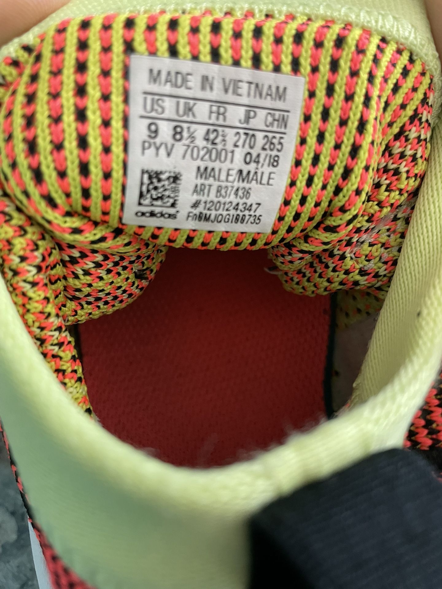 Men’s Adidas Shoes Size 9