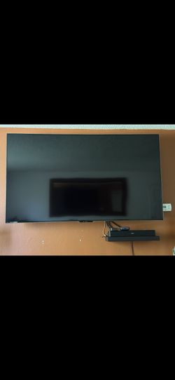 TV 80” Sharp 4 K