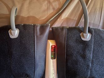 AMZdeal Leg Massager Air Pressure includes Heating Function.