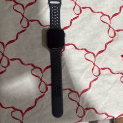 Series 6 Nike Apple Watch 