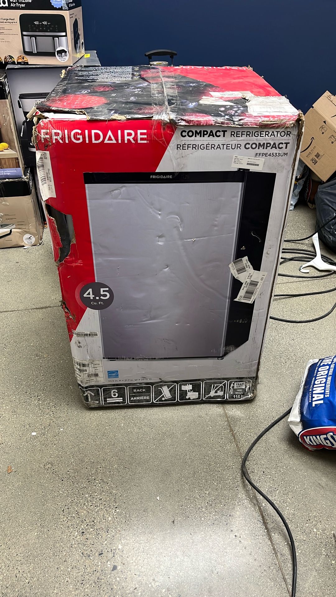Frigidaire Mini Fridge 4.5 Cubic Feet