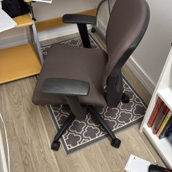 Nice Comfy Office Chair. 