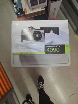 RTX 4090 MSI Suprim Liquid X