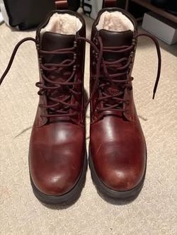 UGG Men’s Leather Lace-Up Boots Vibram Sole Shearling Lined Brown Size 11
