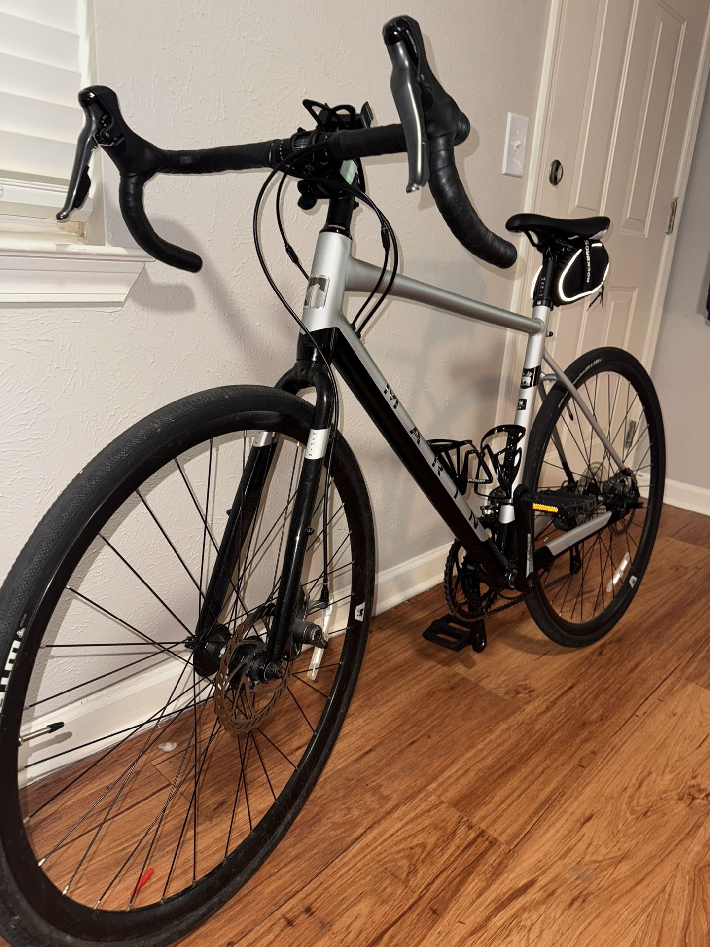 Marin Gestalt Road/Gravel Bike – Shimano Claris, Disc Brakes – Great Condition 
